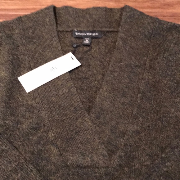 Gorgeous BR wool sweater - Picture 5 of 6